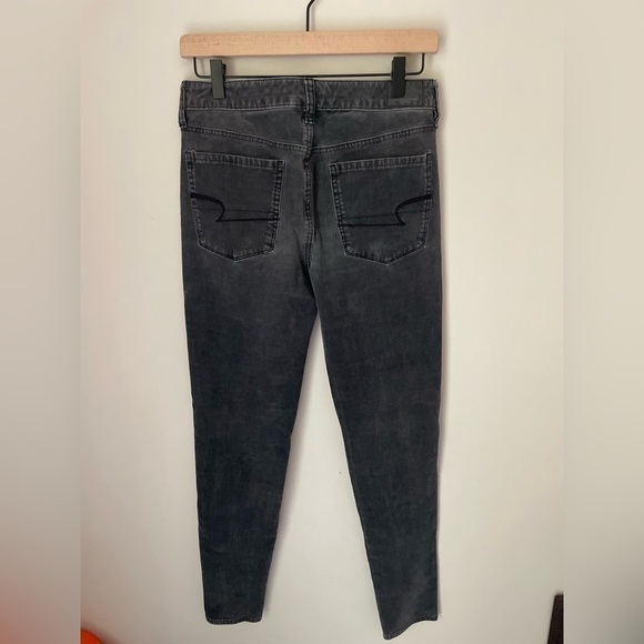 American Eagle Dark Gray Corduroy High Rise Jeggings Size 6 Long - Picture 7 of 9